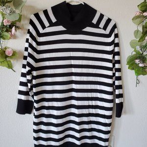STRIPE 3/4 SLEEVES TURTLE NECK SWEATER